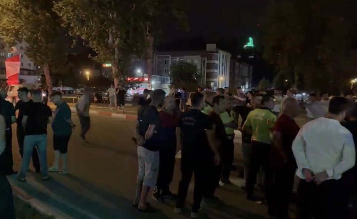 OSMANİYE’DE İKİ OTOMOBİL ÇARPIŞTI: 1 YARALI