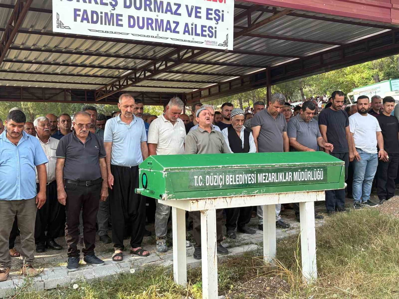 OSMANİYE’DE İŞ KAZASINDA HAYATINI KAYBEDEN MEHMET KESME GÖZYAŞLARIYLA DEFNEDİLDİ