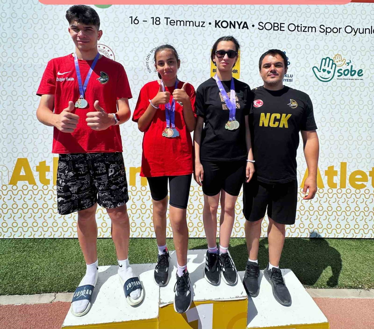 OSMANİYELİ ÖZEL SPORCULAR KONYA’DAN MADALYALARLA DÖNDÜ