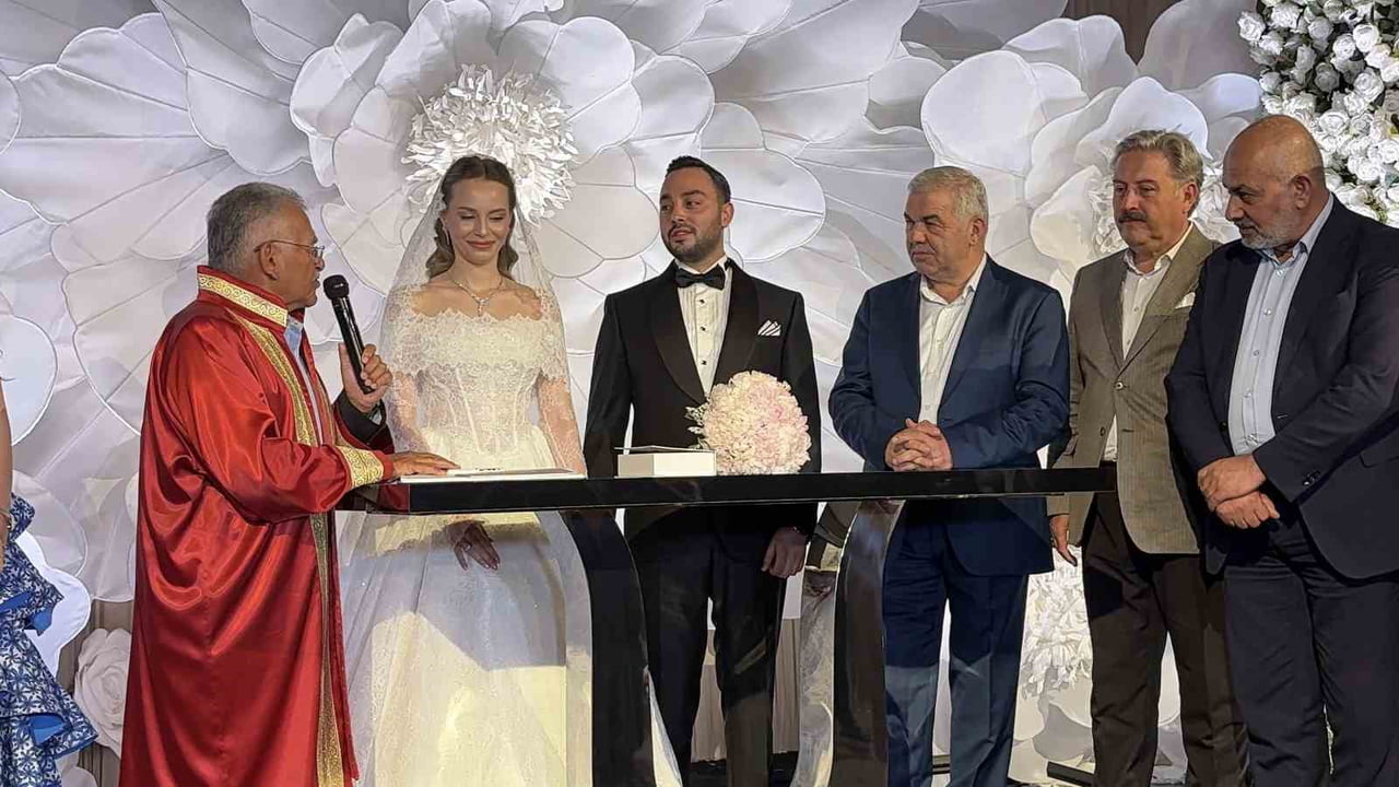 ÖZEL MELİKGAZİ HASTANESİ BAŞHEKİMİ UZM. DR. MUSTAFA DEMİREL’İN OĞLU ALAADDİN EMRE HAYATINI FERİDE...