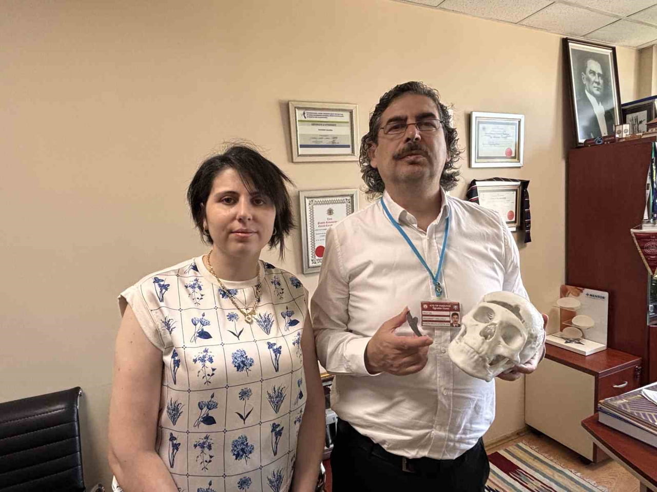 ÖZLEM AKINTÜRK VE PROF. DR. MUHAMMET URALOĞLU