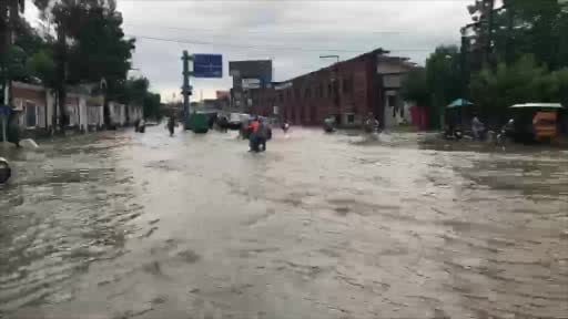 Pakistan’da geçtiğimiz aydan bu yana devam eden muson yağışlarının yol açtığı sel, toprak kayması...