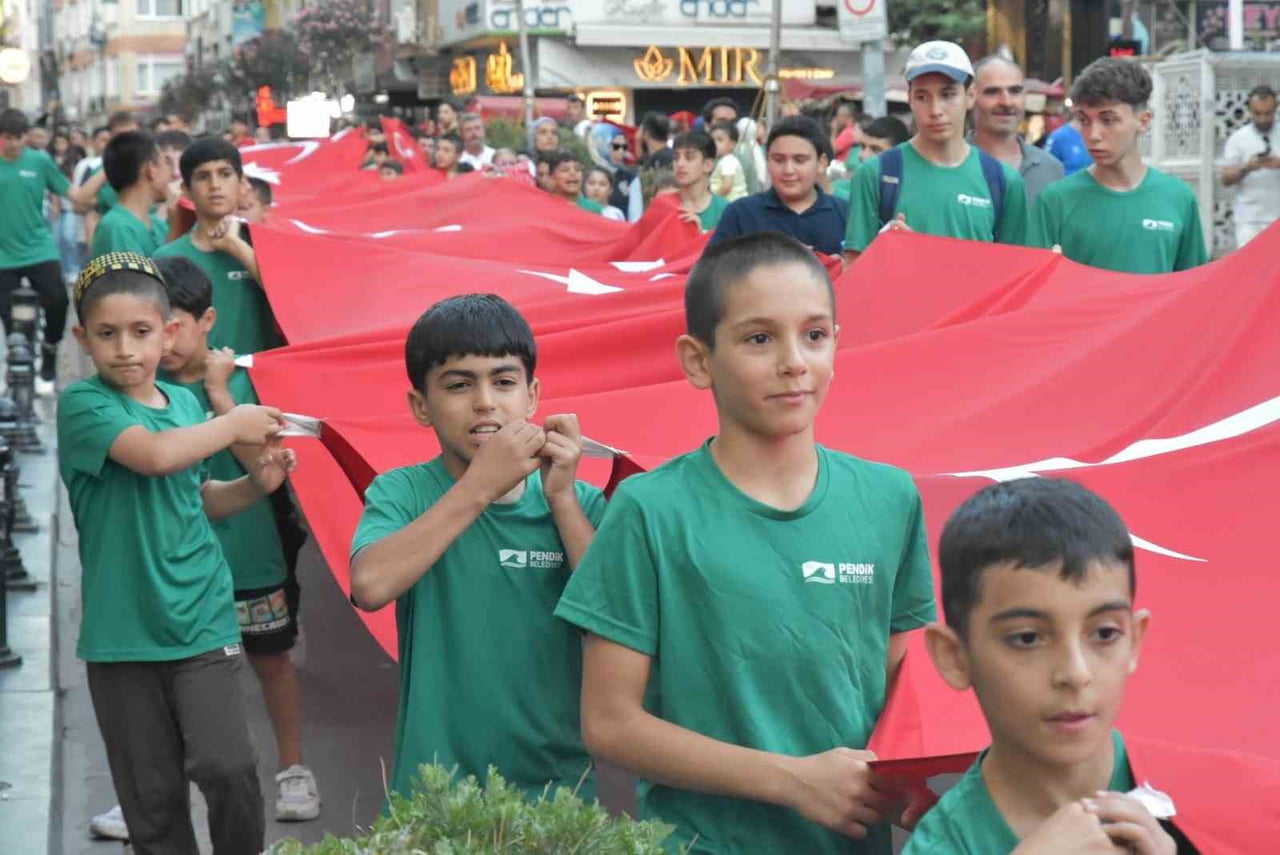 PENDİK’TE 15 TEMMUZ DEMOKRASİ VE MİLLİ BİRLİK GÜNÜ’NÜN 10. YIL DÖNÜMÜ DOLAYISIYLA DÜZENLENEN...