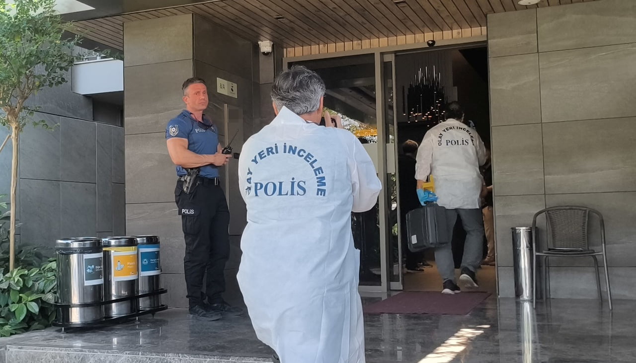 POLİS, AFAD VE OLAY YERİ İNCELEME EKİPLERİNİN İNCELEMELERİ
