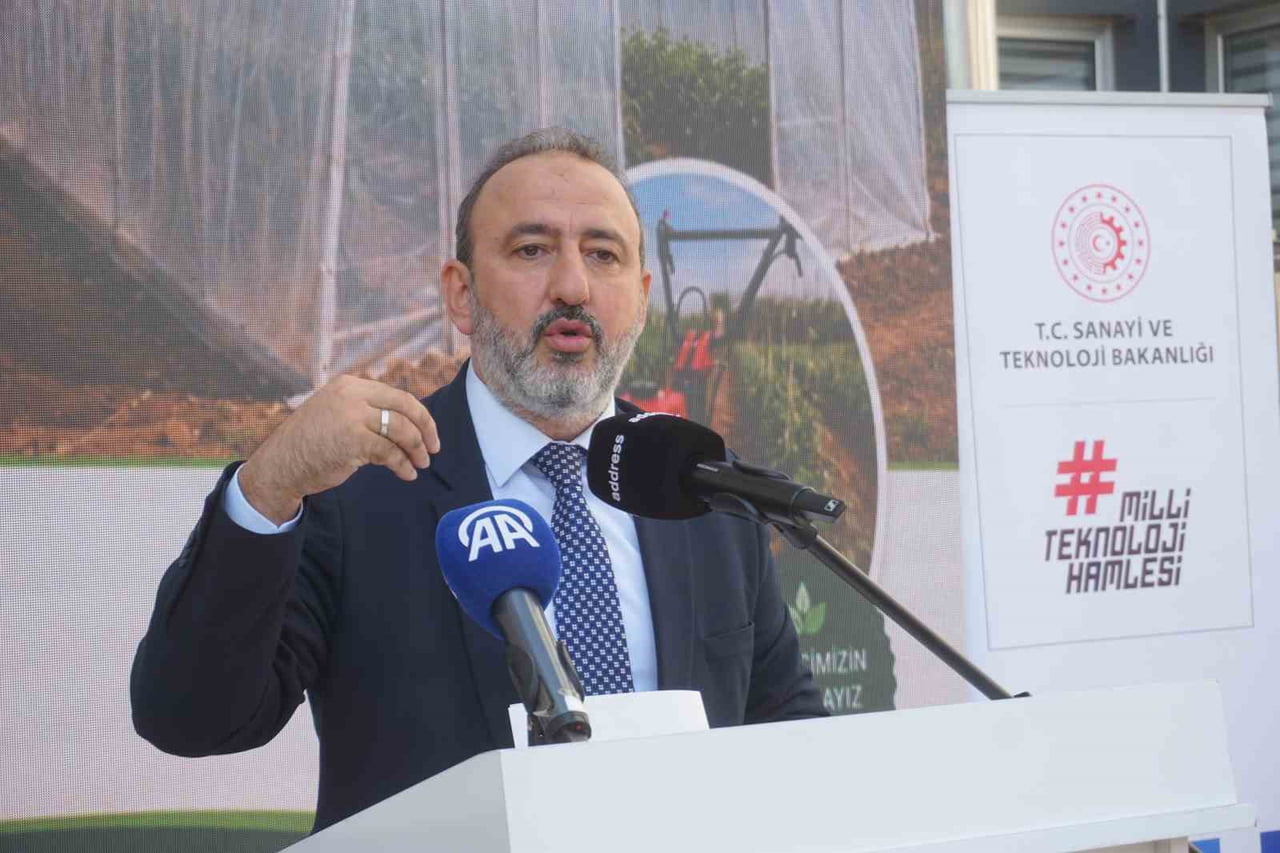 PROGRAMDA KONUŞAN TRAKYA KALKINMA AJANSI GENEL SEKRETERİ MAHMUT ŞAHİN İSE ÜRETİMİN YANINDA...