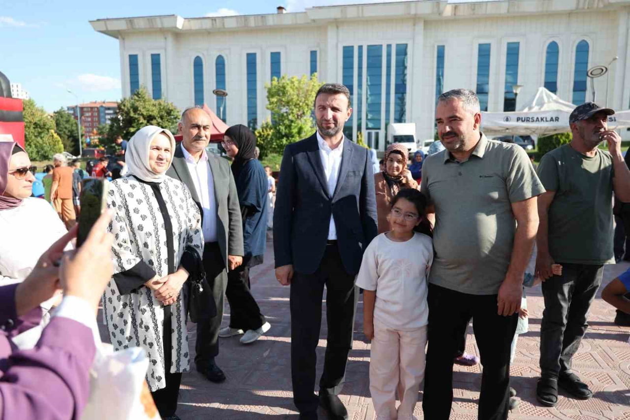 PURSAKLAR BELEDİYE BAŞKANI ERTUĞRUL ÇETİN, AK PARTİ ANKARA MİLLETVEKİLİ ORHAN YEĞİN İLE AÇILIŞ...
