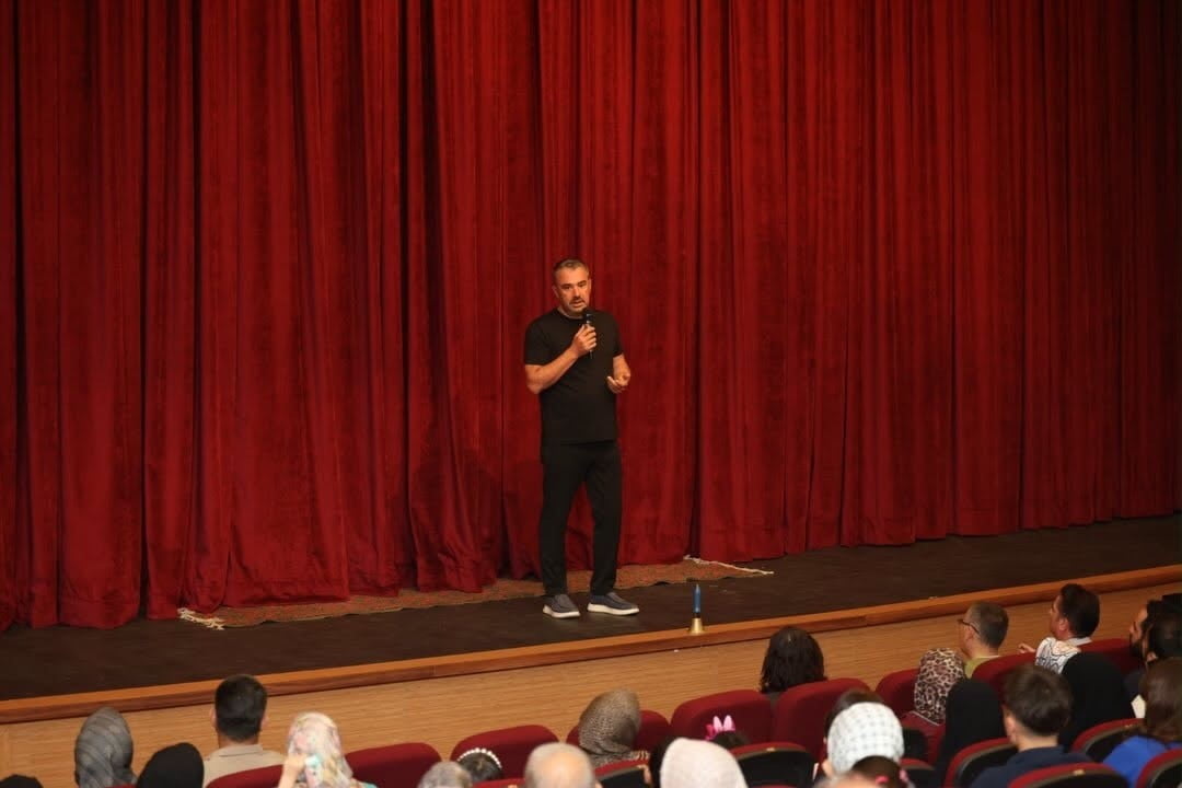 PURSAKLAR BELEDİYESİ TARAFINDAN GELENEKSEL HALE GETİRİLEN TİYATRO GÜNLERİ, ÜÇÜNCÜ YILINDA...