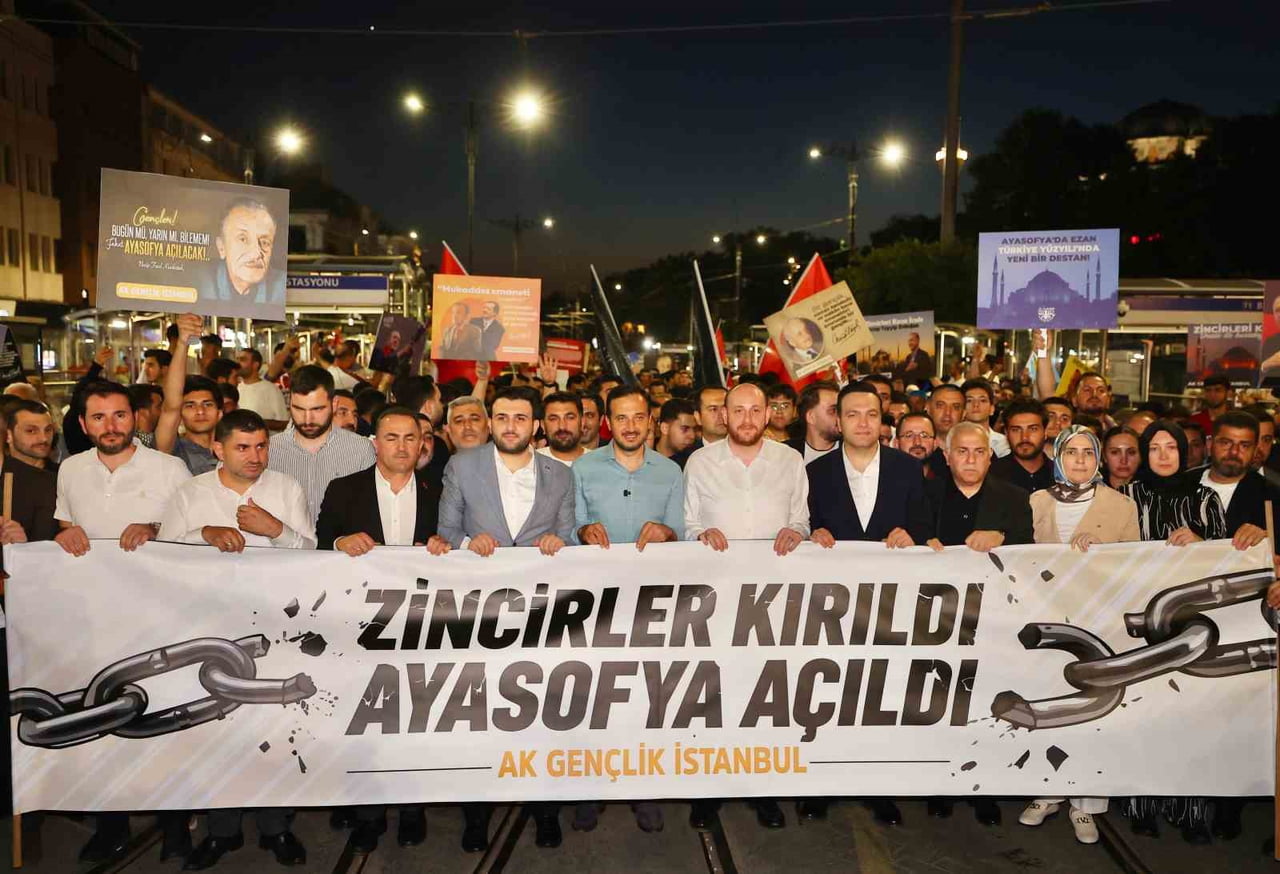 "BİR GENÇLİK YÜRÜYÜŞÜ: FETİH NESLİ AYASOFYA'YA YÜRÜYOR" PROGRAMI, BU YIL İKİNCİ KEZ...