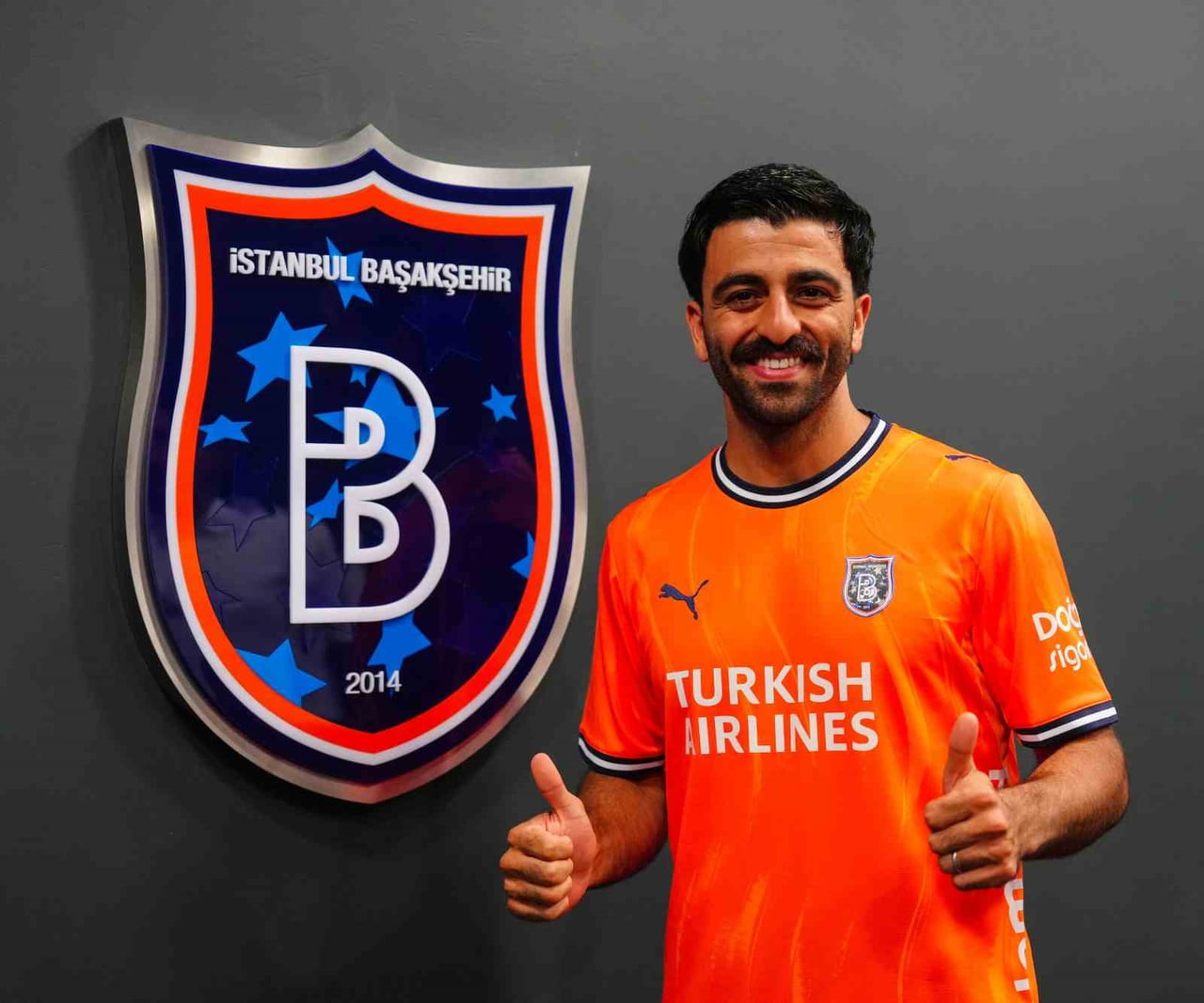 RAMS BAŞAKŞEHİR, GEÇTİĞİMİZ SEZON EYÜPSPOR'DA FORMA GİYEN 29 YAŞINDAKİ FORVET UMUT BOZOK'U...