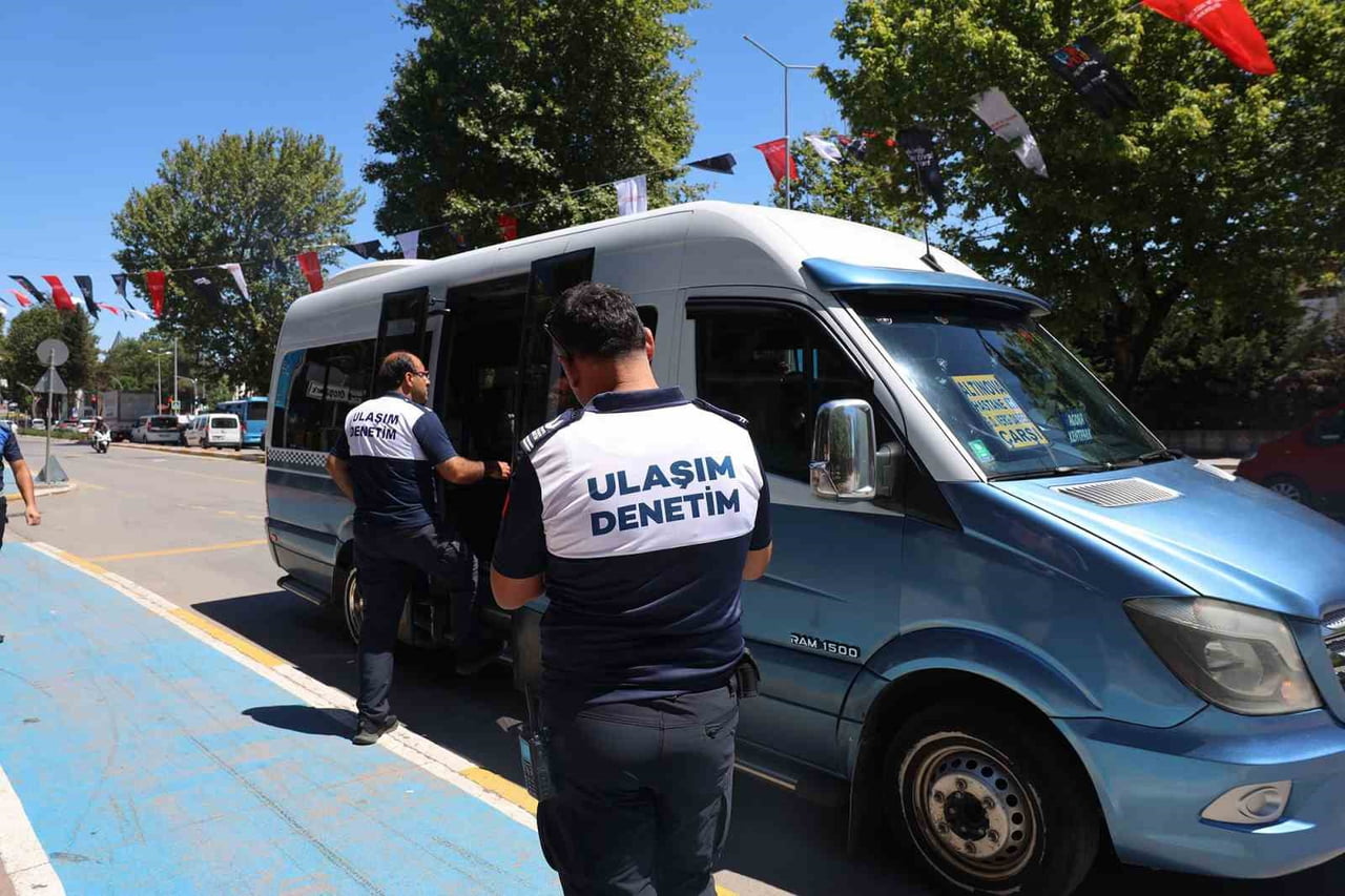 SAKARYA'DA ARTAN YAZ SICAKLARI SONRASINDA TOPLU TAŞIMA ARAÇLARINDA KLİMA DENETİMİ YAPAN BÜYÜKŞEHİR...
