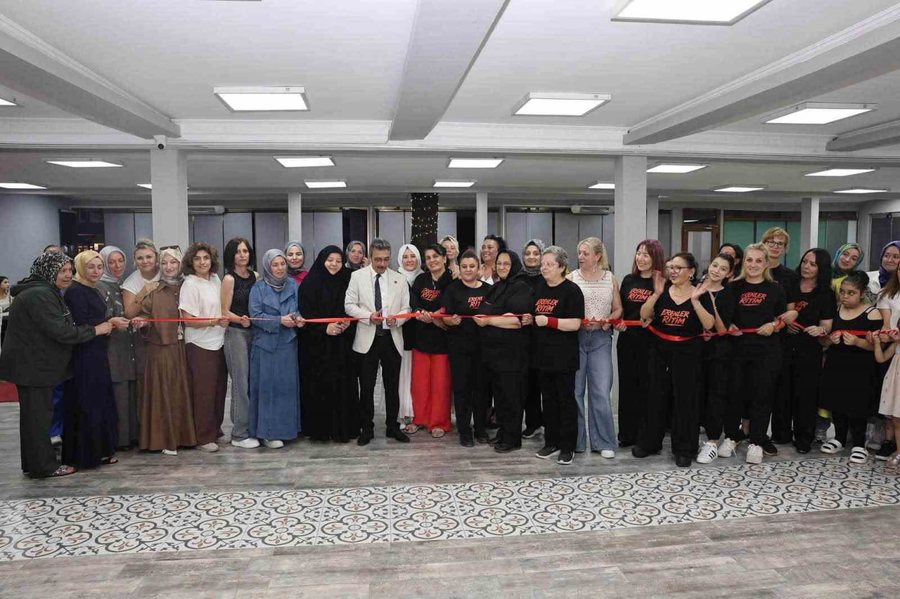 SAKARYA'DA ERENLER BELEDİYESİ TARAFINDAN KADINLARIN SOSYAL, KÜLTÜREL VE KİŞİSEL GELİŞİMLERİNE...