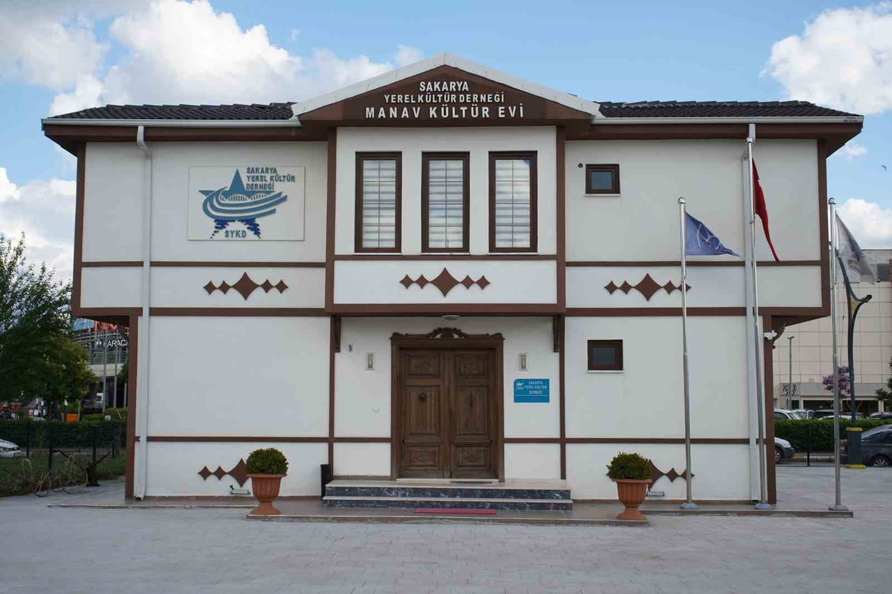 SAKARYA'DA KURULAN YEREL KÜLTÜR DERNEĞİ, YAKLAŞIK 700 YILLIK MANAV TÜRKMEN KÜLTÜRÜNÜ GELECEK...