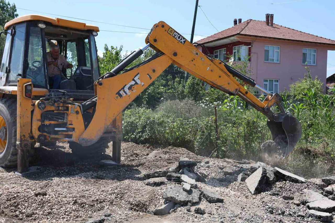 SAKARYA'NIN ERENLER İLÇESİ GENELİNDEKİ KIRSAL MAHALLELERDE YOL AÇMA, BAKIM, ONARIM VE PARKE TAŞI...