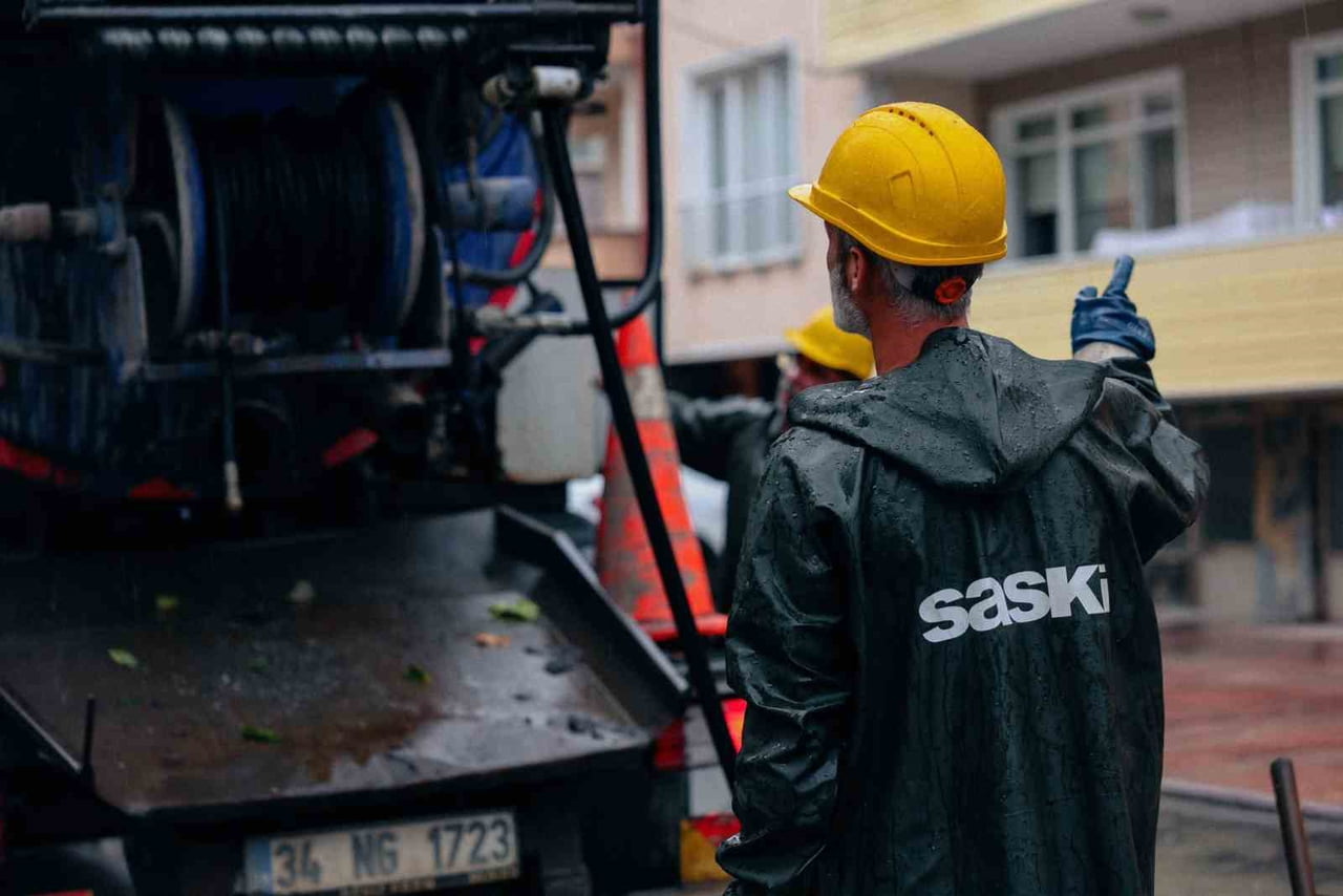 SAKARYA’NIN FERİZLİ İLÇESİNDE METREKAREYE DÜŞEN 65 KİLOGRAMLIK YAĞIŞ SU KANALLARINCA TAHLİYE...