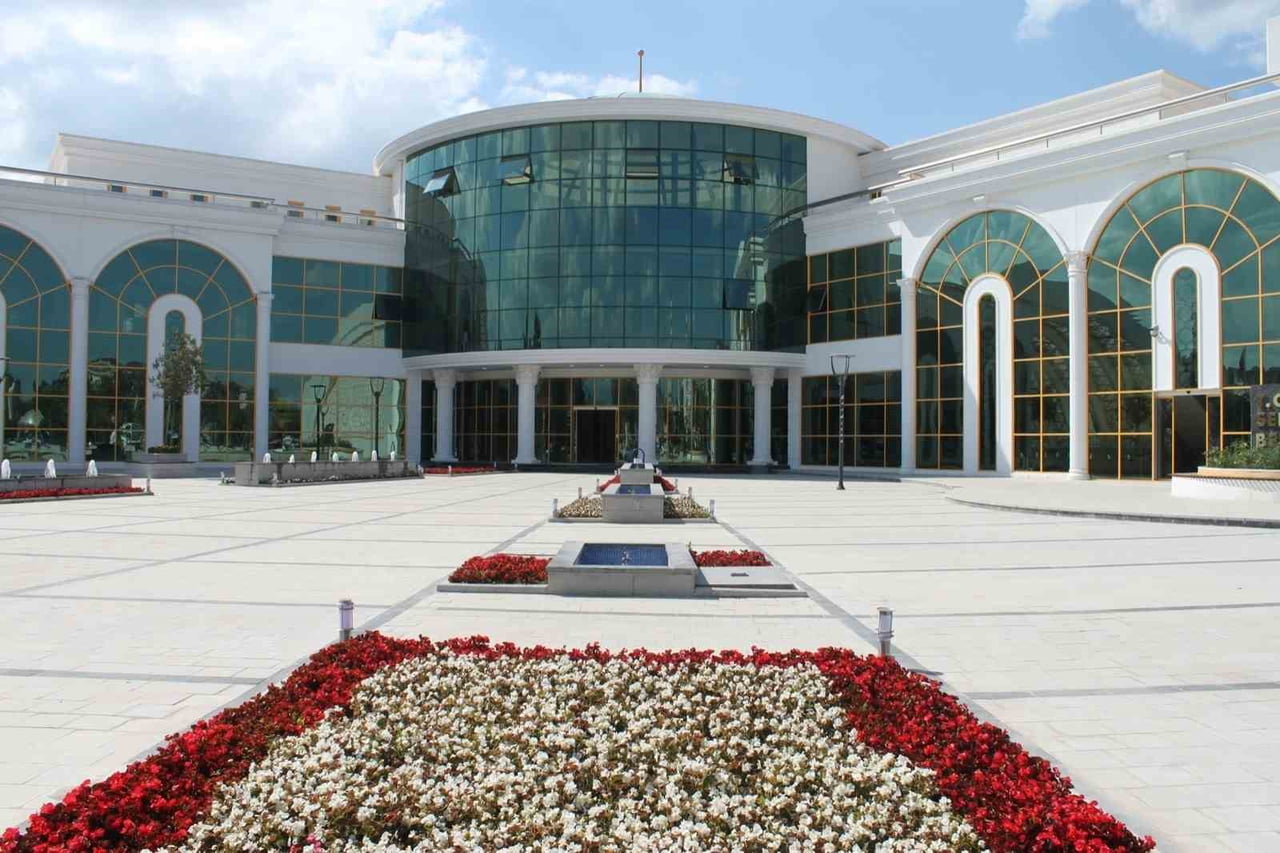 SAKARYA SERDİVAN İLÇESİ BELEDİYE BİNASI