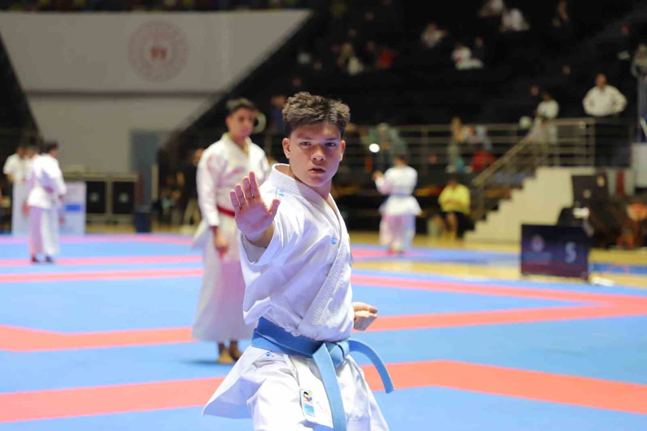 SAMSUN'DA TÜRKİYE ÜMİT, GENÇ VE U-21 YAŞ ALTI KARATE ŞAMPİYONASI BAŞLADI. TÜRKİYE'NİN 56 İLİNDEN...