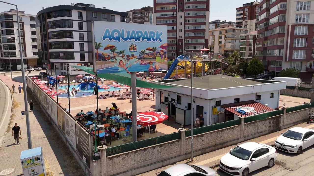 SAMSUN'DA YAZ AYLARINDA RAĞBET GÖREN EĞLENCE VE SERİNLEME MERKEZLERİNDEN BİRİ OLAN ATAKUM...