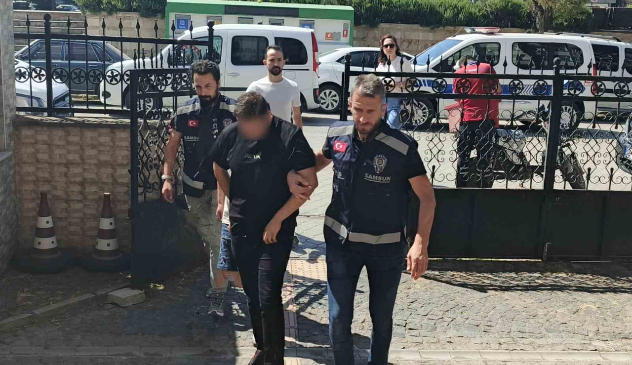 SAMSUN'UN BAFRA İLÇESİNDE NARKOTİK SUÇLARLA MÜCADELE ŞUBE MÜDÜRLÜĞÜ EKİPLERİNCE DÜZENLENEN...