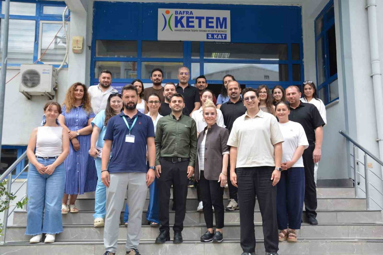 SAMSUN BAFRA DEVLET HASTANESİ HEKİMLERİ İLE BAFRA SAĞLIKLI HAYAT MERKEZİ PERSONELİ, KORUYUCU...