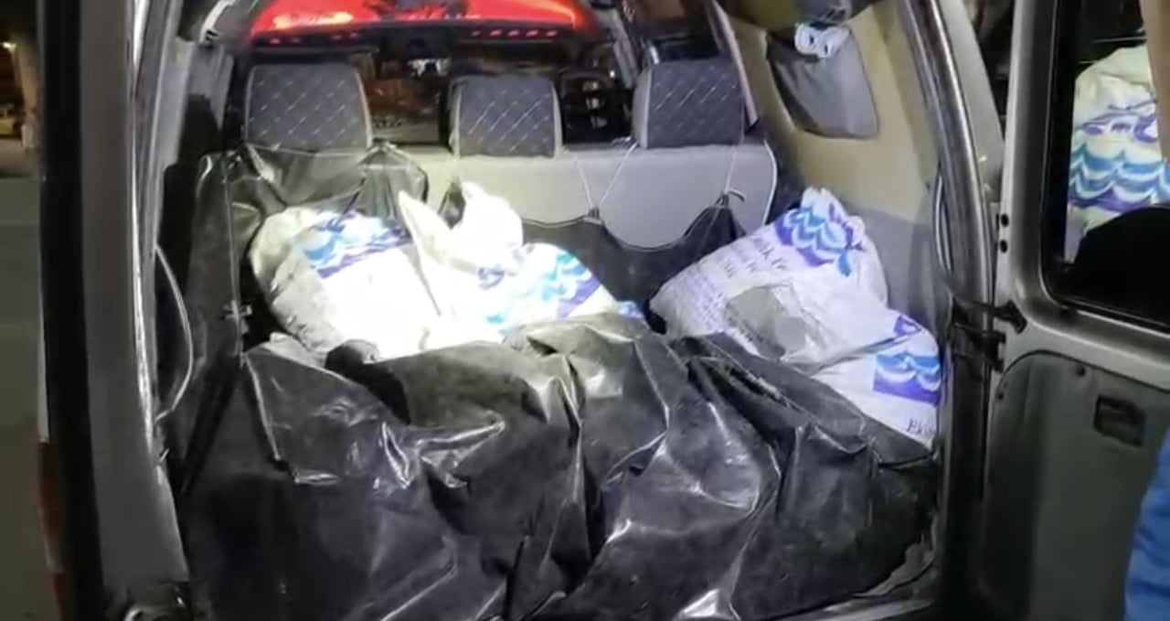 SAMSUN’DA POLİS EKİPLERİNCE GERÇEKLEŞTİRİLEN DENETİMDE YASA DIŞI YOLLARLA TOPLANDIĞI BELİRLENEN...