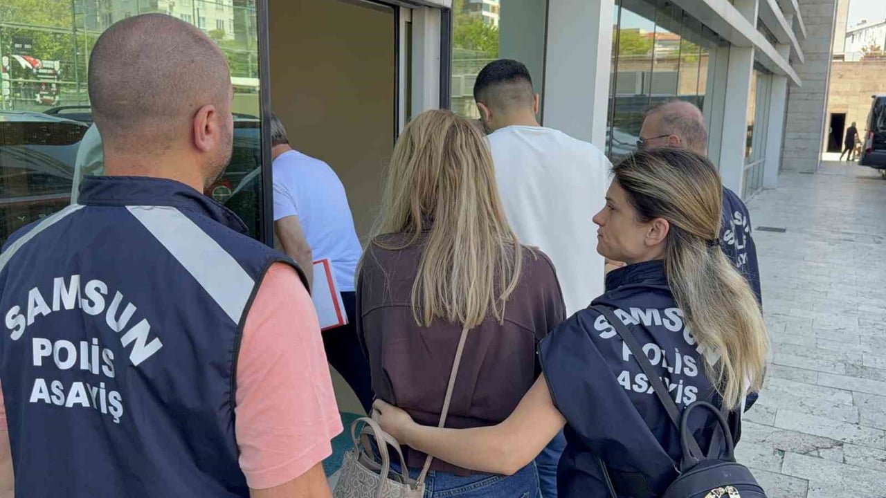 SAMSUN’UN ATAKUM İLÇESİNDE FAALİYET GÖSTEREN BİR MASAJ SALONUNA YÖNELİK DÜZENLENEN FUHUŞ...