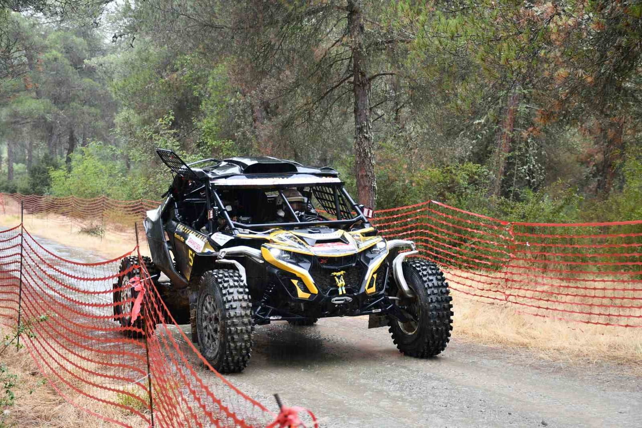 SAMSUN’UN VEZİRKÖPRÜ İLÇESİNDE DÜZENLENEN PETLAS 2026 TÜRKİYE OFF-ROAD ŞAMPİYONASI’NIN 4. AYAK...