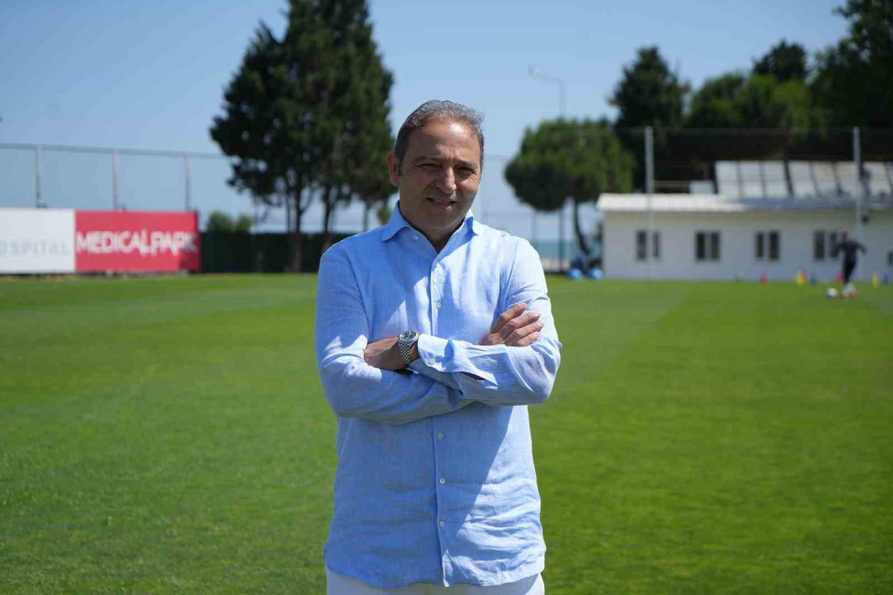SAMSUNSPOR FUTBOL DİREKTÖRÜ FUAT ÇAPA