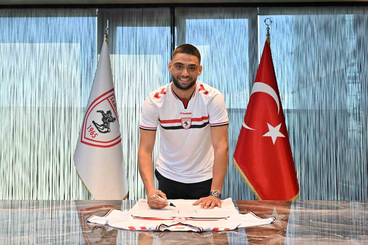SAMSUNSPOR, KALECİ BİLAL BAYAZIT İLE 4+1 YILLIK SÖZLEŞME İMZALANDIĞINI AÇIKLADI.