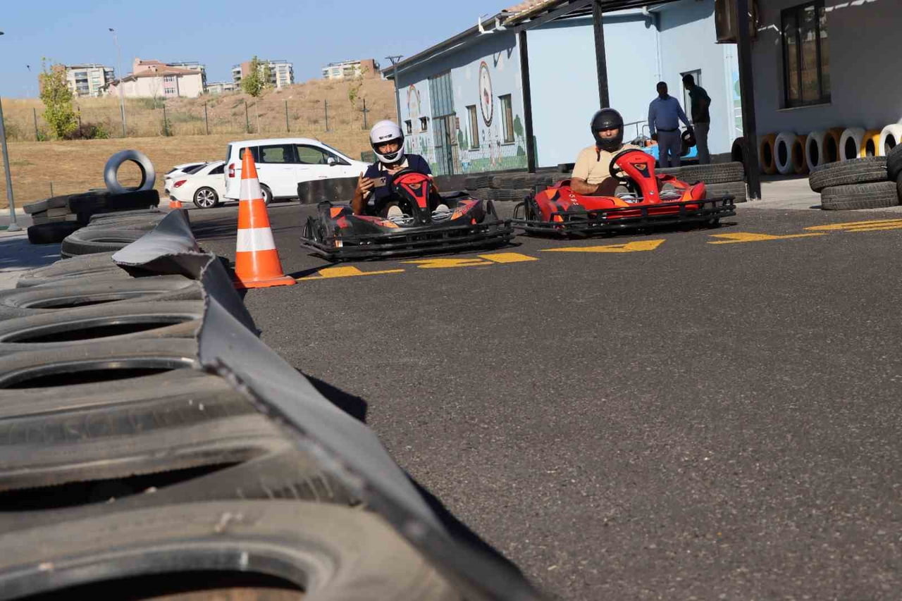 ŞANLIURFA'DA HIZ TUTKU VE ADRENALİN AYNI PİSTTE BULUŞUYOR
