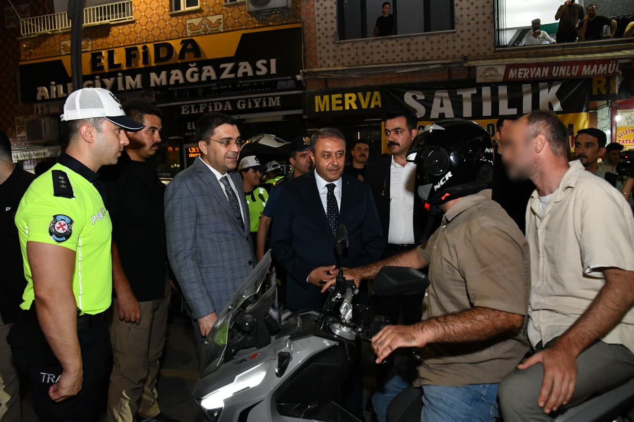 ŞANLIURFA İL EMNİYET MÜDÜRLÜĞÜ TARAFINDAN İL GENELİNDE GÜVENLİ ŞEHİR UYGULAMASI GERÇEKLEŞTİRİLDİ....