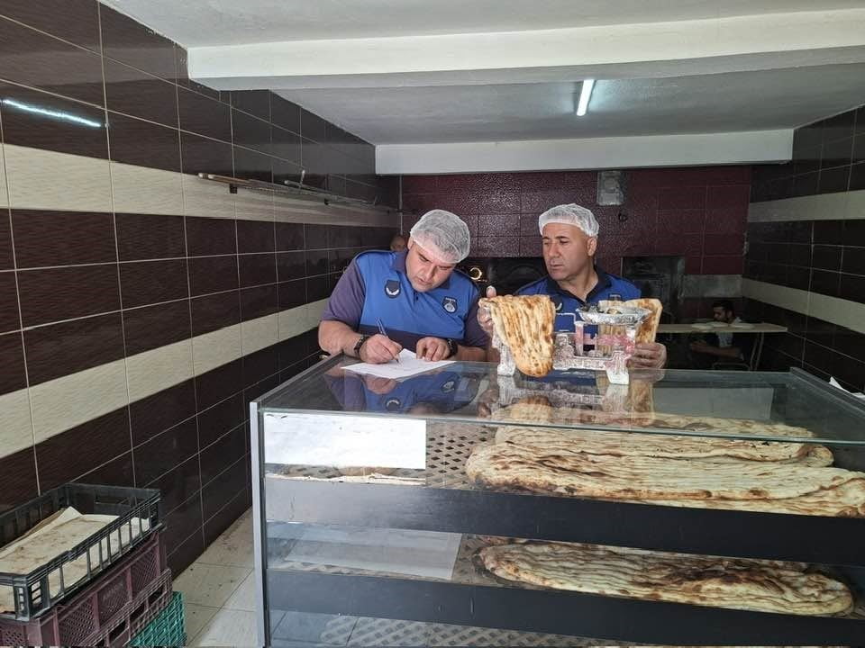 SARIKAMIŞ'TA FIRINLARA SIKI DENETİM: HİJYEN VE EKMEK GRAMAJI MERCEK ALTINDA(KARS-İHA)