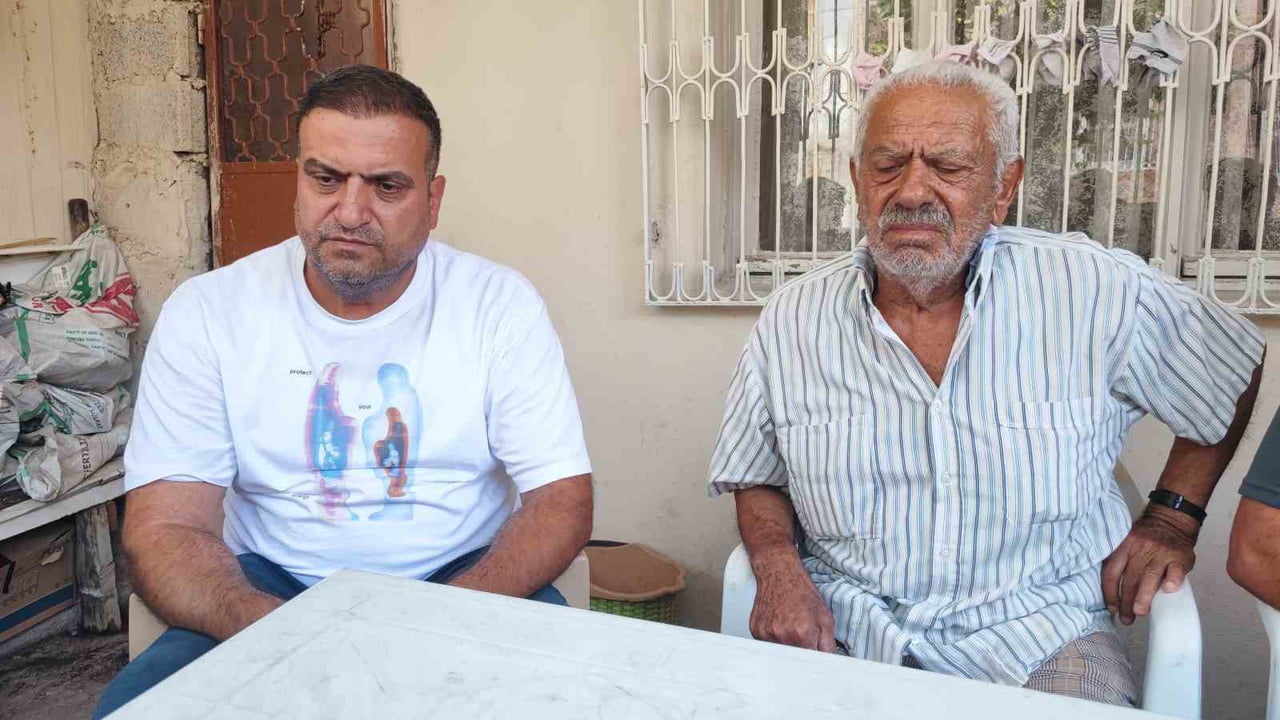 SAVAŞ DEMİR (SOLDA) VE ALİ DEMİR (SAĞDA)