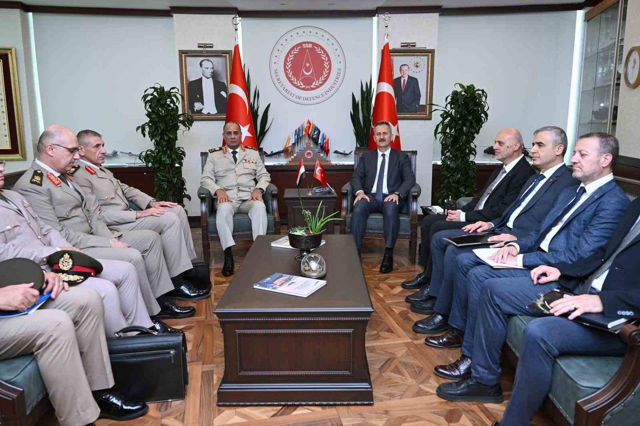 SAVUNMA SANAYYİ BAŞKANI HALUK GÖRGÜN, MISIR ARAP CUMHURİYETİ SAVUNMA VE ASKERİ ÜRETİM BAKANI...