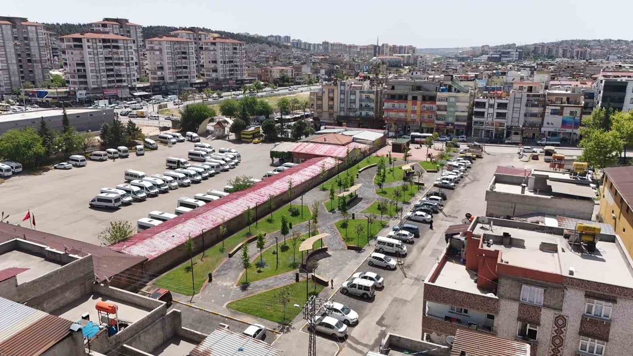 ŞEHİTKAMİL BELEDİYE BAŞKANI UMUT YILMAZ'IN GÖREVE GELİR GELMEZ ORTAYA KOYDUĞU "DAHA YEŞİL...