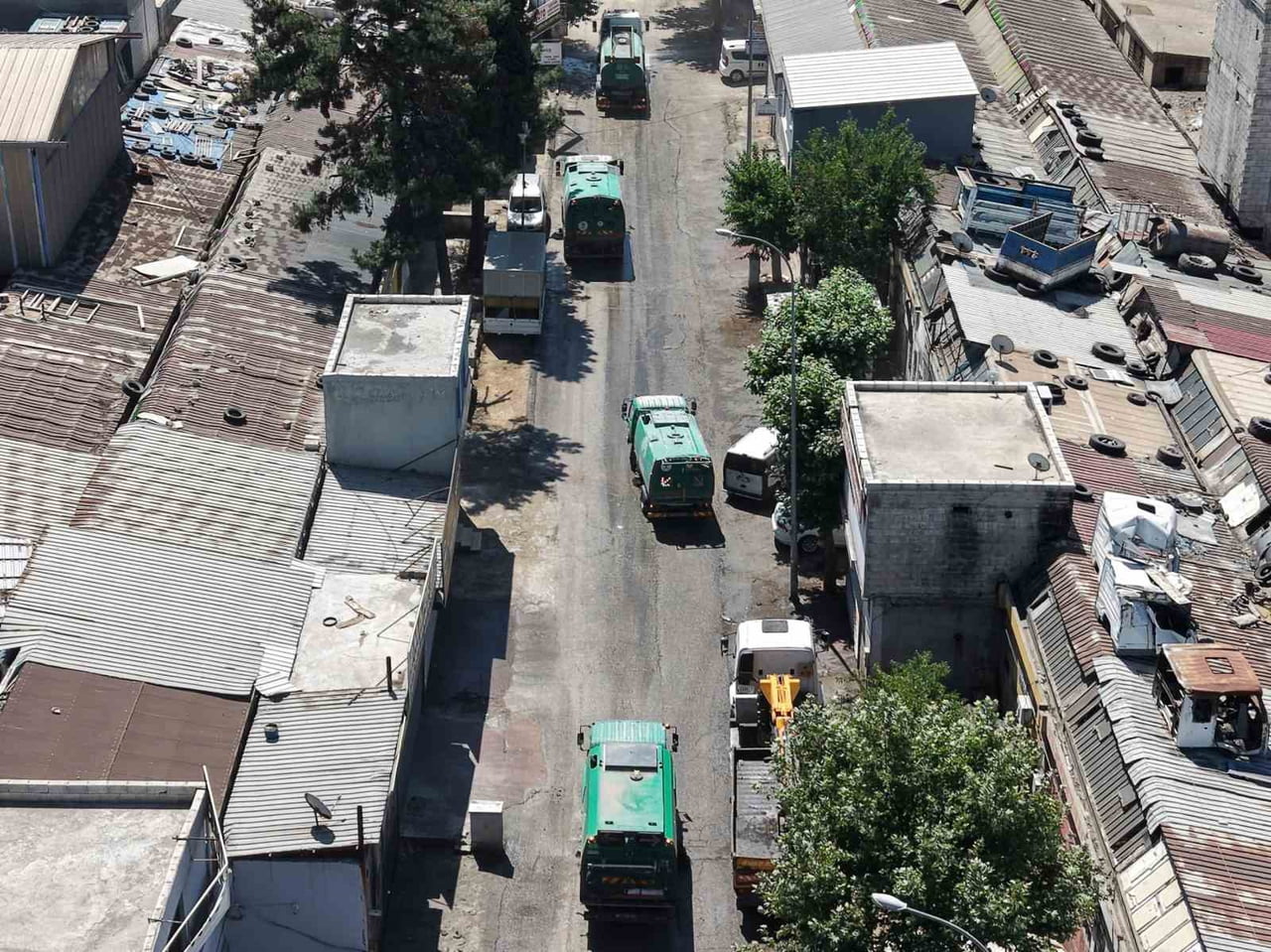 ŞEHİTKAMİL BELEDİYESİ, ESNAF SAHRESİ DOLAYISIYLA FAALİYETLERİNE ARA VERİLEN KÜSGET SANAYİ...