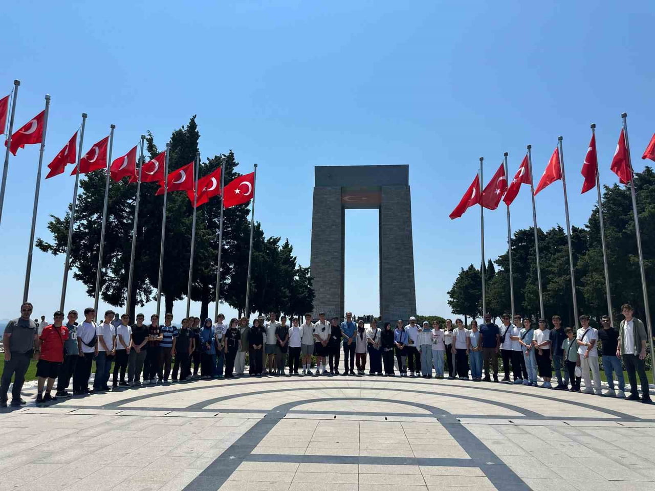ŞEHİTLER ORTAOKULU ÖĞRENCİLERİ 4 GÜNLÜK TARİH VE KÜLTÜR GEZİSİNİ TAMAMLADI