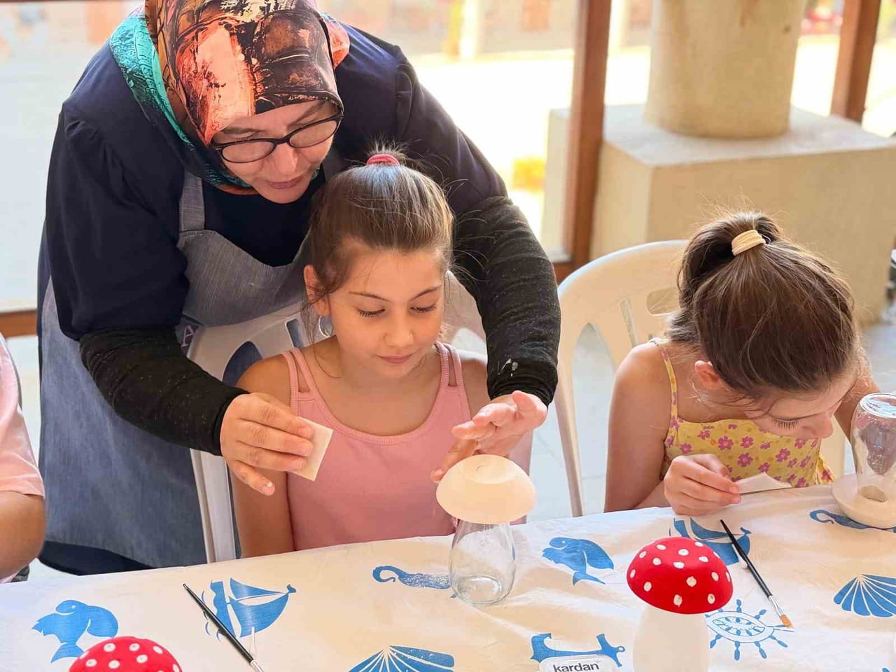 ŞEHZADELER BELEDİYESİ, KENTİN KÜLTÜR VE SANAT MERKEZİ OLAN TARİHİ KURŞUNLU HAN’DA DÜZENLEDİĞİ...
