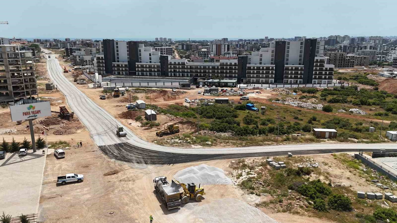 SERİK’TE YAKLAŞIK 2 MİLYAR 400 MİLYON TL’LİK YATIRIMLA BELEK, KADRİYE VE KARADAYI BÖLGELERİNİN...