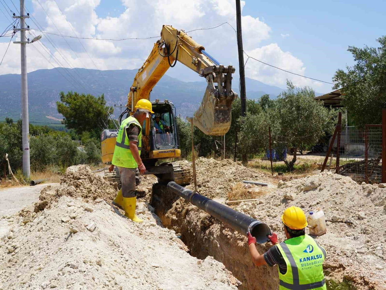 SEYDİKEMER GÖLBENT’TE İÇME SUYU ALTYAPISI YENİLENİYOR