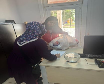 SİNCAN BELEDİYESİ, ÇÖLYAKLI VATANDAŞLARA YÖNELİK SOSYAL DESTEK ÇALIŞMALARINI SÜRDÜRÜYOR. BU...