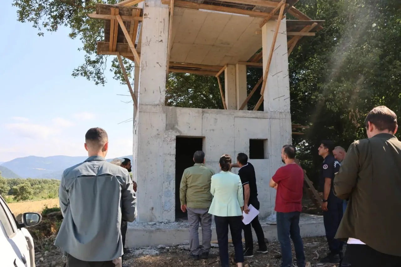 SİNOP'TA, GERZE İÇMESUYU İSALE HATTINDAN KÖYLERE BAĞLANTI VE ENERJİ NAKİL HATTI PROJESİ KAPSAMINDA...