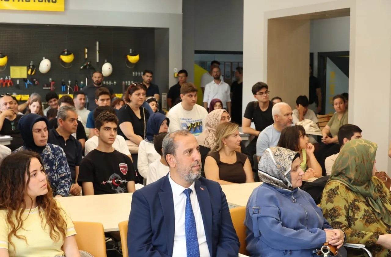 SİNOP ÜNİVERSİTESİ BİLİM İLETİŞİM OFİSİ İLE TÜBİTAK İŞ BİRLİĞİNDE DÜZENLENEN MİLLİ TEKNOLOJİ...