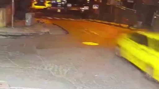 Şişli’de bir işyerine ateş açan saldırgan "dur" ihtarına uymayınca bekçi tarafından ayağından...