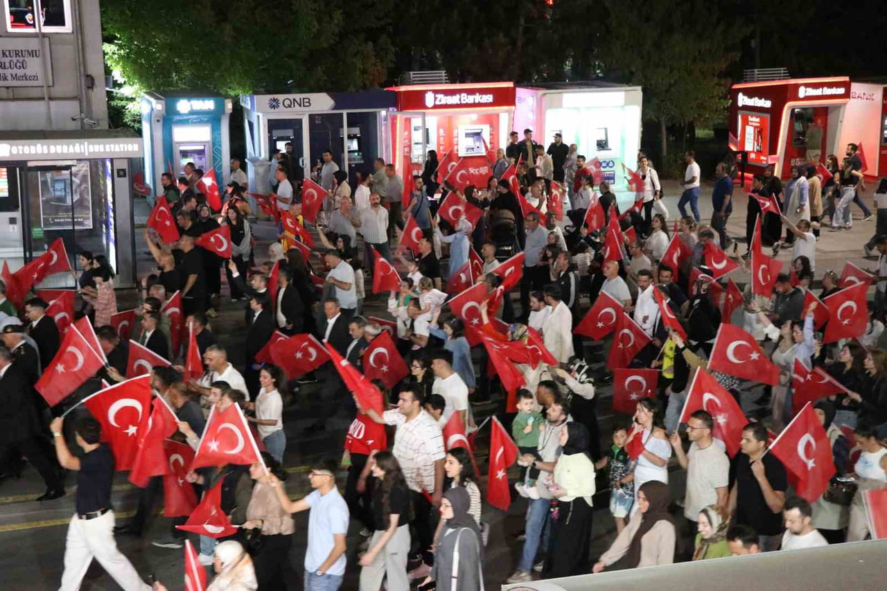 SİVAS'TA 15 TEMMUZ DEMOKRASİ VE MİLLİ BİRLİK GÜNÜ KAPSAMINDA DÜZENLENEN ANMA PROGRAMINDA ŞEHİTLER...