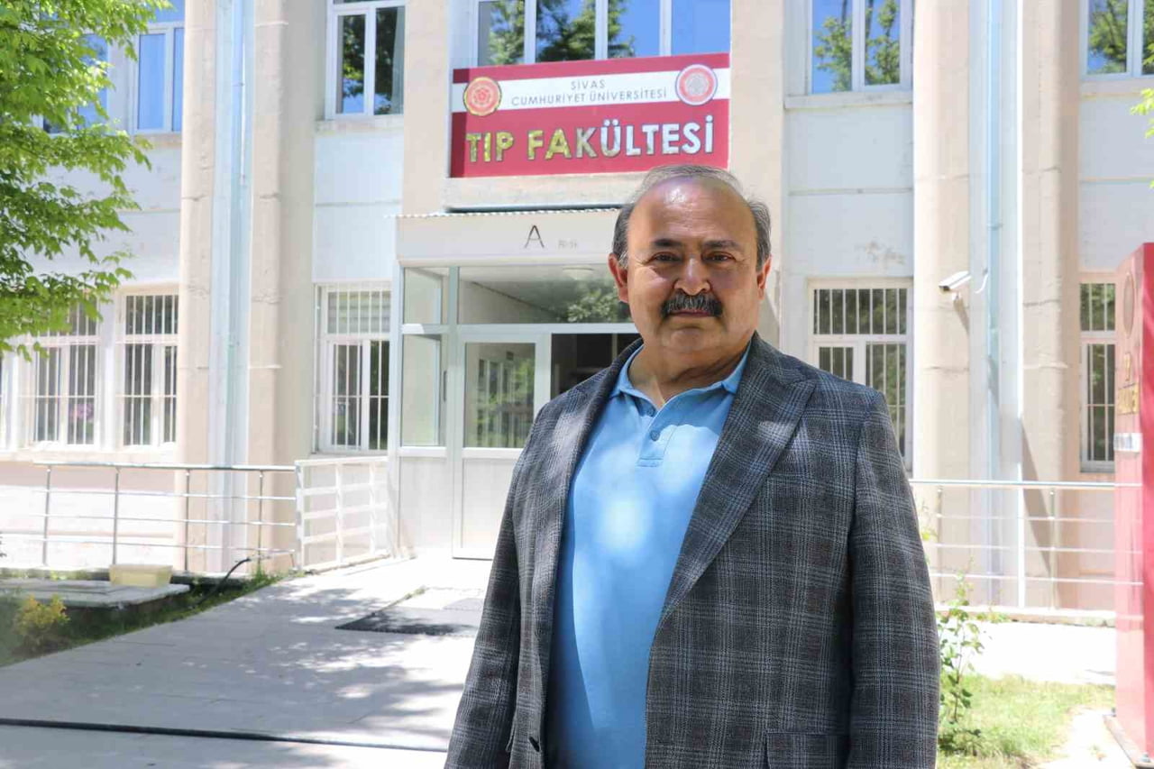 SİVAS CUMHURİYET ÜNİVERSİTESİ TIP FAKÜLTESİ ÖĞRETİM ÜYESİ PROF. DR. İLHAN ÇETİN