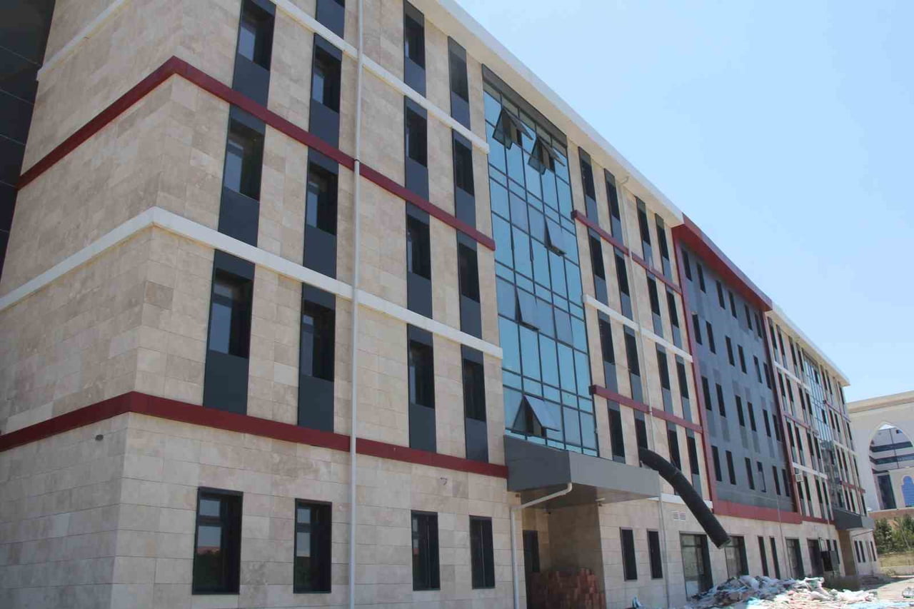 SİVAS’TA YAPIMI SÜREN TÜRKİYE OLİMPİYAT HAZIRLIK MERKEZİ (TOHM), SPORCU EĞİTİM MERKEZİ (SEM) VE...