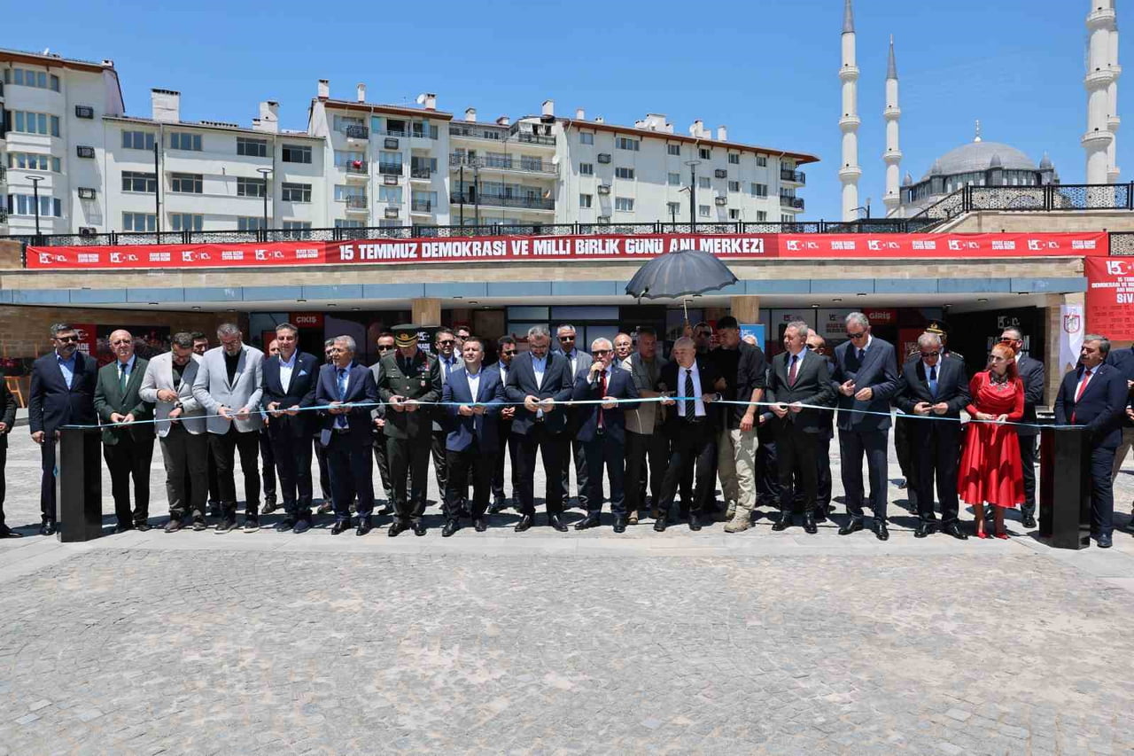 SİVAS VALİLİĞİ TARAFINDAN HAZIRLANAN 15 TEMMUZ DEMOKRASİ VE MİLLİ BİRLİK GÜNÜ ANI MERKEZİNİN...
