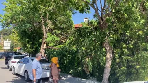 Sivas Valiliği uyarmıştı, rüzgar hasara yol açtı