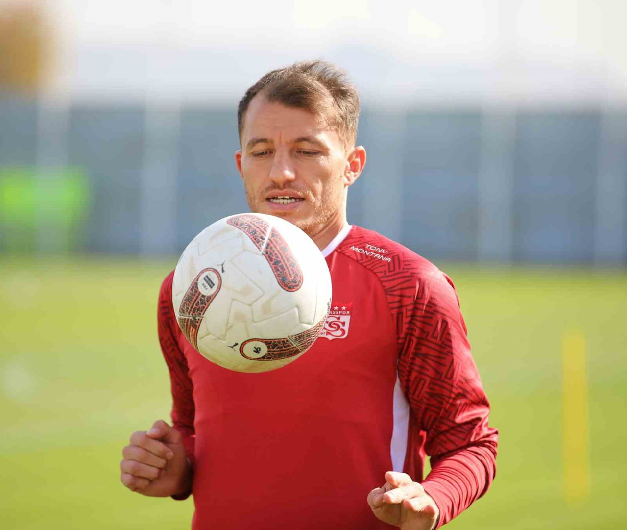 SİVASSPOR TARİHİNİN EN ÇOK FORMA GİYEN FUTBOLCUSU VE UNUTULMAZ KAPTANLARINDAN ZİYA ERDAL...