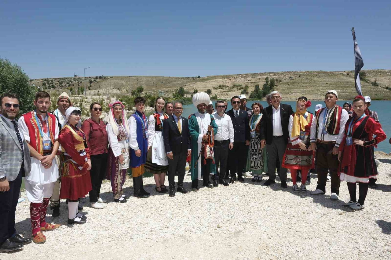 SKİŞEHİR'İN SİVRİHİSAR İLÇESİNDE BU YIL 10'UNCUSU DÜZENLENEN ULUSLARARASI NASREDDİN HOCA KÜLTÜR VE...